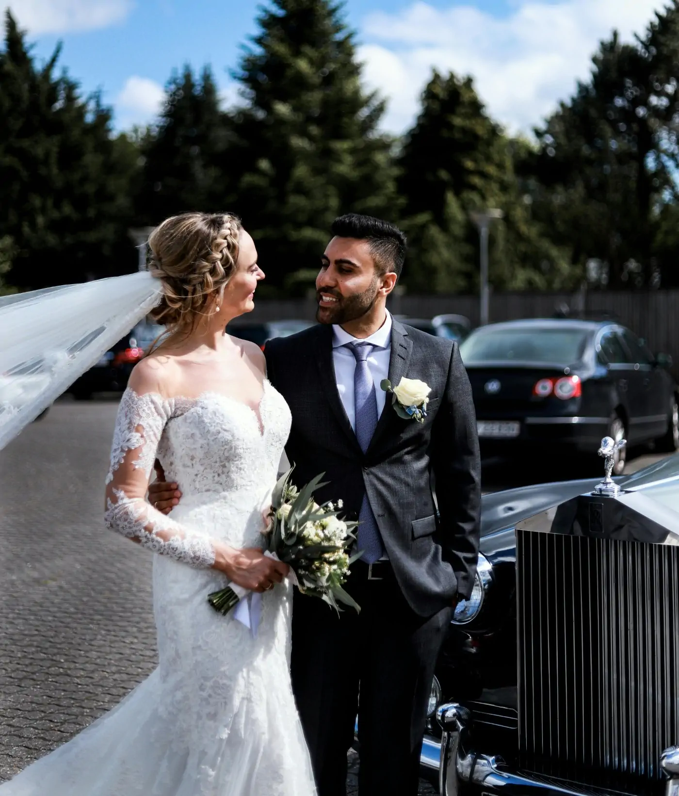 Modern and Vintage Wedding Cars Coventry